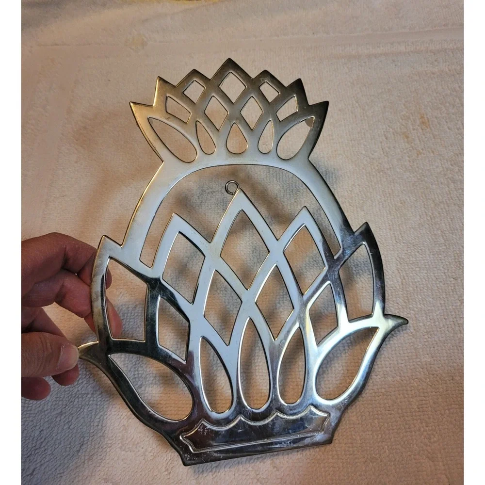 Leonard vintage pineapple